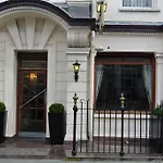 Carlton Hotel