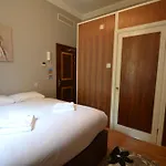 Hyde Park Suites - Apartments
