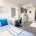 Minimalist Studio Apartments At Westcombe House In Greenwich