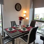 Beautiful 2-Bed Apartment In London