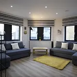 Lovely Apartment In Aldgate East 5