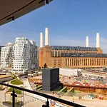 The Nine Elms Lane Arms - Stunning & Bright 2Bdr Flat