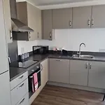 Beautiful 2-Bed Flat