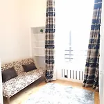 F8-Mezzanine 1st Floor Flat Fits 3 Near Paddington