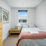 Altido Stylish 4-Bed House W/ Private Paved Garden In Elephant & Castle