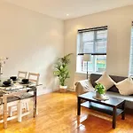 Cosy Private Flat Waterloo Station