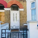 1 Studio Room Near Central London