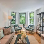 Superb 2 Bed Apartment Near Camden Town Free Wifi