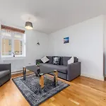 Lovely 2 Bed With With Private Patio London Eye