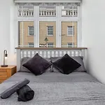 Lovely 2 Bed With With Private Patio London Eye