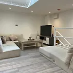 Apartment In London