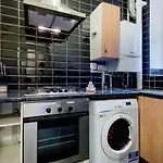 Fabulous 2 Bedroom Apartment In London Bridge