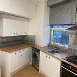 Newly Refurbished Flat In Camberwell, London