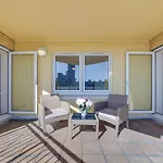Flourish Apartment - Constant Court - Canary Wharf