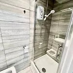 Lovely Studio Flat!