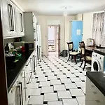 Spacious Double Bedroom!