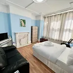Spacious Double Bedroom!