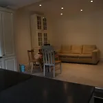 Big Size Family Room In Wembley Park