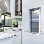 Luxury 3 Bedroom House With Garden Next To Battersea Park