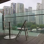 Luxury Canary Wharf 2 Bed Apartment With Panoramic Views