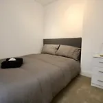 Superb Flat Near Victoria Station