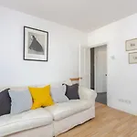 Fabulous 2 Bedroom Apartment In London Bridge
