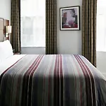 Club Quarters Hotel Trafalgar Square, London