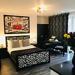 W6 Hotel