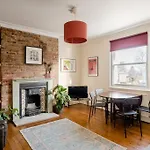 Beautiful Two-Floor Flat Near Tube Station