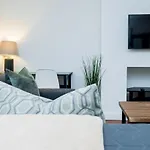 Private 2 Bedroom Apartment In West Hampstead