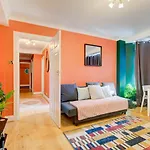 Hyde Park Private Family Apartments