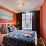 Hyde Park Private Family Apartments