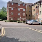 Very Nice Two Bedroom Apartment In London