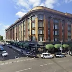 Apartment In Knightsbridge Overlooking Harrods