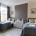 Two Bedroom Apartment in Tooting