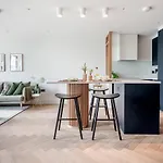 Notting Hill Gate Residence II