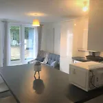 Jem In Leyton Apartment