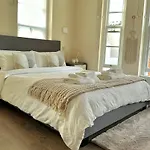 1 Spacious Luxury Bedroom Flat On Oxford St, Next To Selfridges