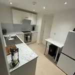 Lovely 1 Bedroom Apartment - Maida Vale London