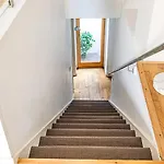 Farringdon Leo Loft