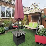 Stunning, Large 1 Bed Riverside Flat