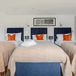 Welcoming 2 Bedroom Apartment In Greater London