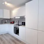 Roomspace Serviced Apartments - Kew Bridge Court