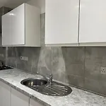 Beautiful Rooms Only Few Steps Away From Bruce Grove Tottenham Stadium