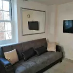 Entire Flat In Kings Cross