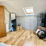 Lovely Two Bed Flat