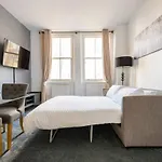 Modern Luxury Apartment By Holborn, Chancery Lane