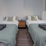 Taylor\'S Apartment Wimbledon