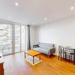 Lovely 1 Bedroom In Royal Arsenal Riverside