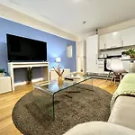 Central London 2 bedroom apartment